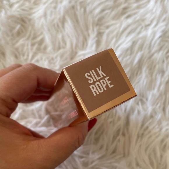 Jeffree Star Cosmetics The Gloss Silk Rope Nude Lipgloss NEW - Picture 2 of 6